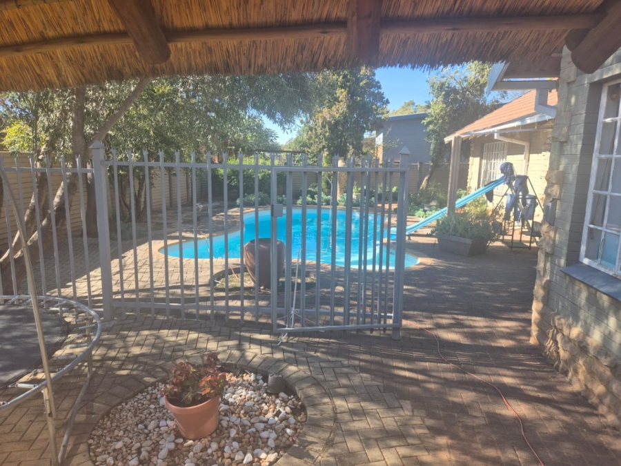 4 Bedroom Property for Sale in Fichardt Park Free State